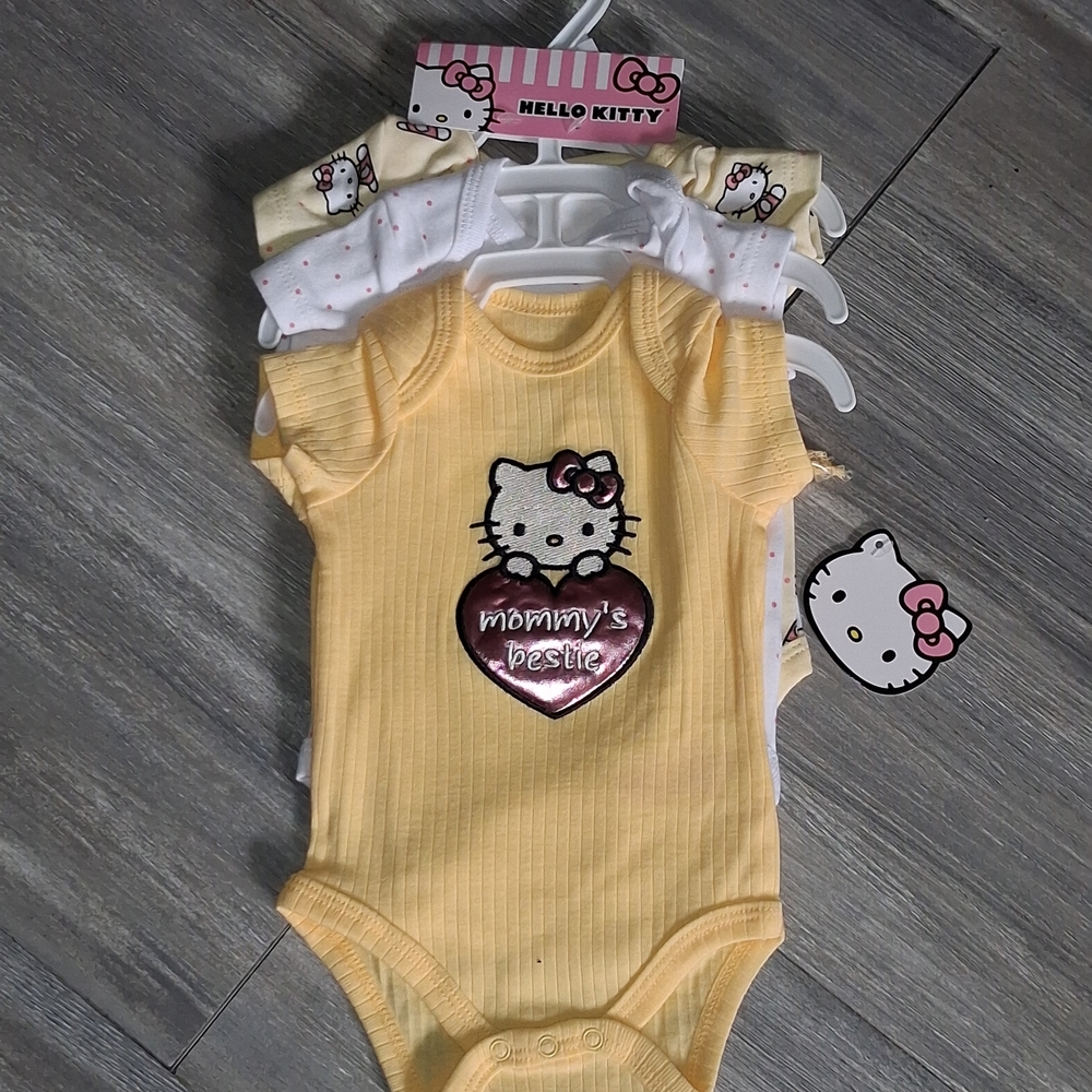 Hello Kitty Yellow Ribbed Baby 3-Piece Bodysuit
